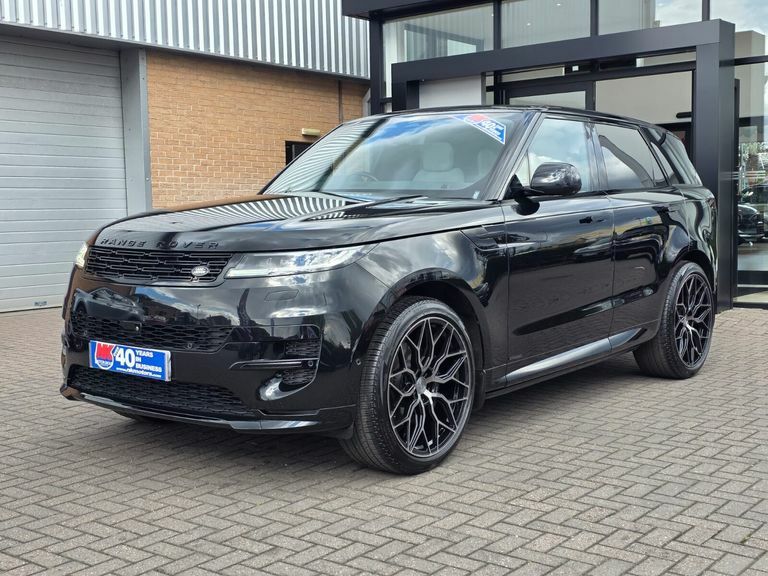 Land Rover Range Rover Sport 3.0 D300 FJ23YUF Black #4