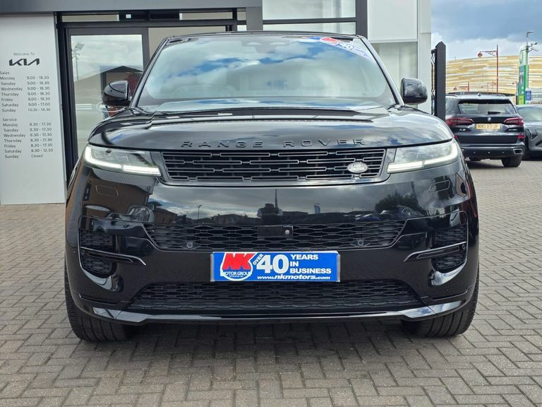 Land Rover Range Rover Sport 3.0 D300 FJ23YUF Black #3