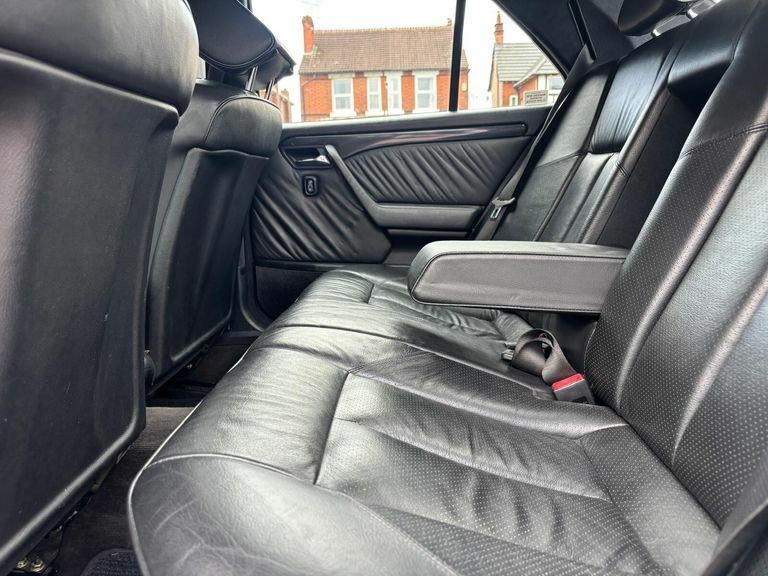 Mercedes-Benz C Class C 36 Silver #33