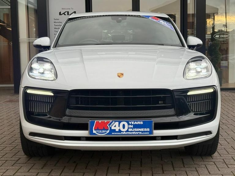 Porsche Macan S Pdk MM71VMV White #3