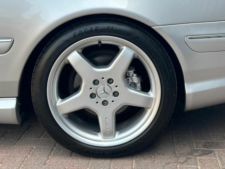 Mercedes-Benz CL 5.0 Cl500 Silver #23