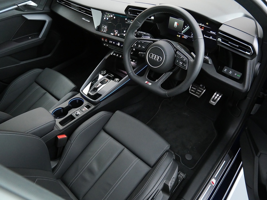 Audi A3 1.5 Tfsi 35 Black Edition Sportback S T FT74CLY Blue #3