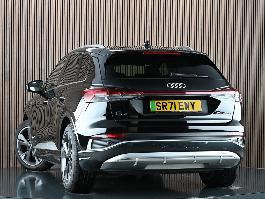 Audi Q4 E Tron 40 Launch Edition Suv 82Kwh 204 Black #2