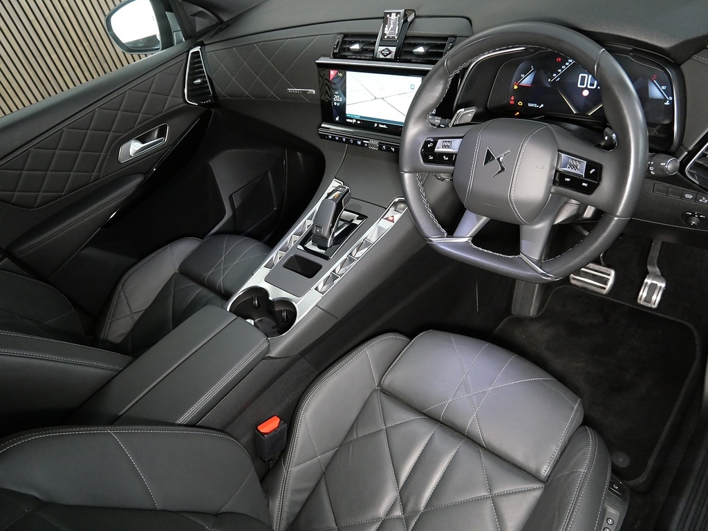DS DS 7 Crossback 1.5 Bluehdi Rivoli Crossback Eat8 Euro Grey #3