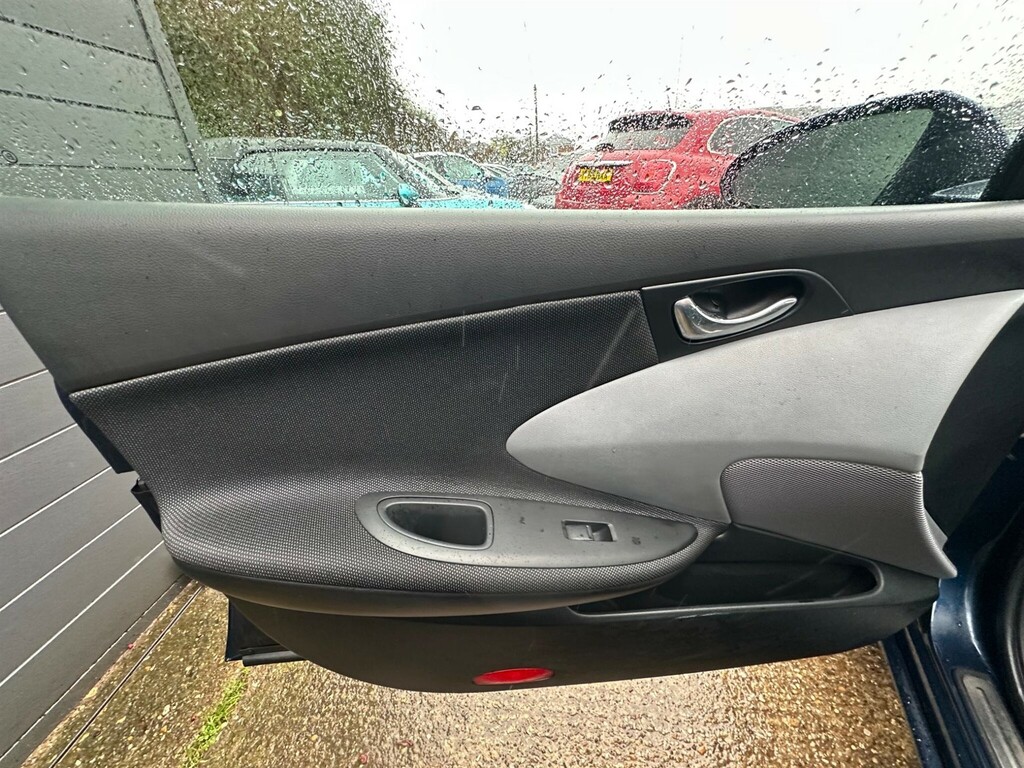 Nissan Primera 1.8 Se Grey #28