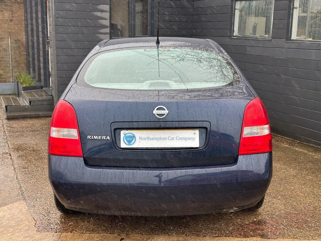 Nissan Primera 1.8 Se Grey #10
