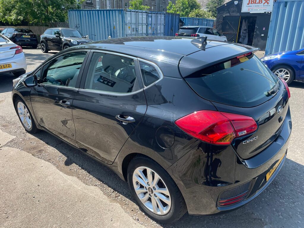 Kia Ceed 1.6L 2 Isg Hatchback Euro 6 133 Black #6
