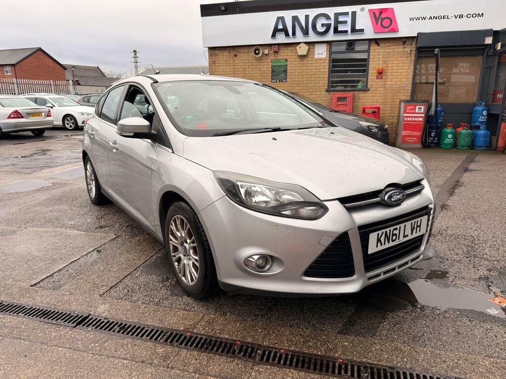 Ford Focus 1.6 Titanium Euro 5 Silver