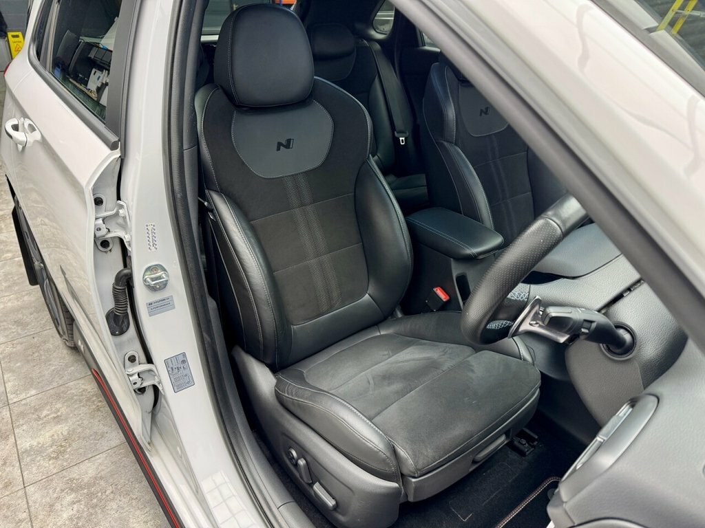 Hyundai I30 2L N Performance White #3