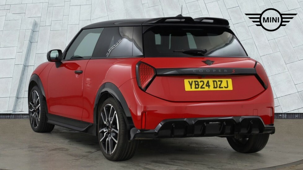 Mini Hatch Cooper S YB24DZJ Red #2