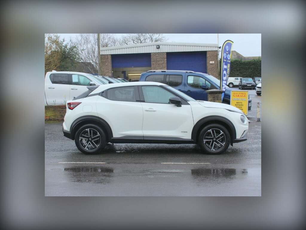 Nissan Juke 1.6 N-connecta Suv Hybrid Euro 6 WG74ZSO White #3