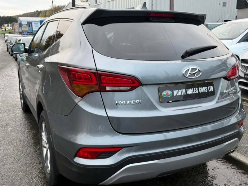 Hyundai Santa Fe 2.2 Crdi Blue Drive Premium 5 Seats - 2015 Silver #3