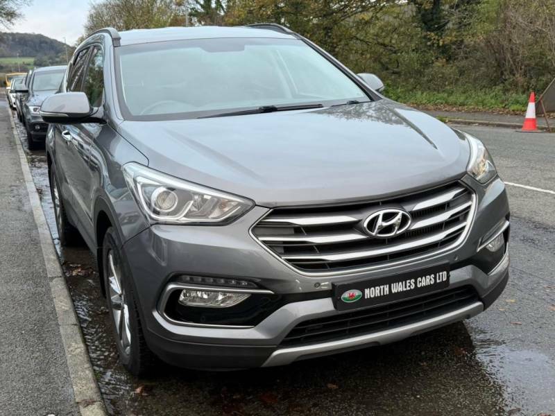 Hyundai Santa Fe 2.2 Crdi Blue Drive Premium 5 Seats - 2015 Silver #2