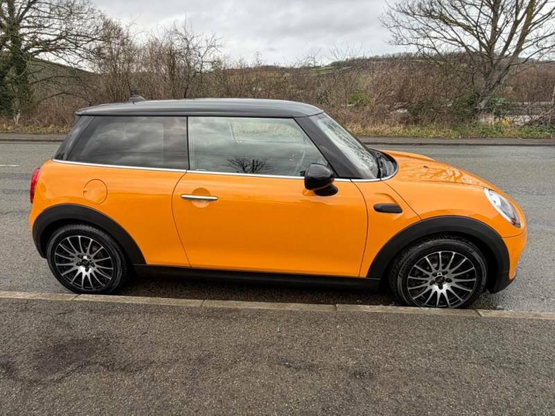 Mini Hatch 1.5 Cooper - 2015 65 NJ65JGV Orange #6