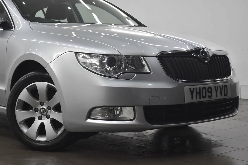 Skoda Superb 1.4 Tsi S Euro 4 YH09YVD Silver #6