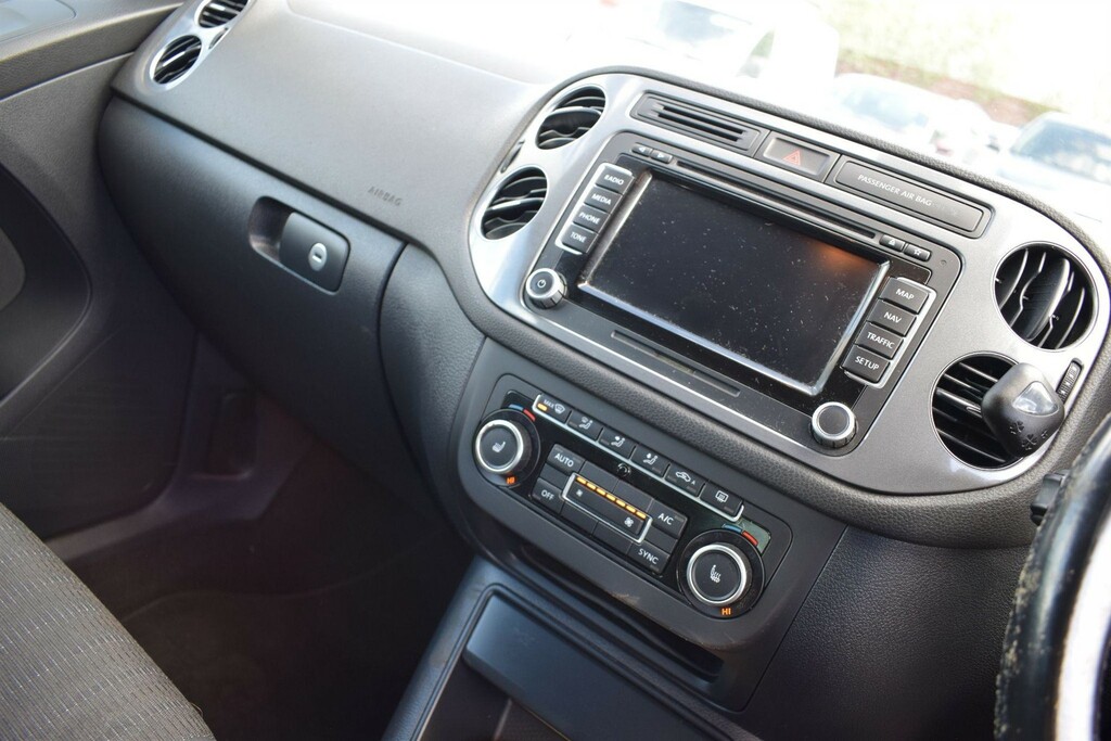 Volkswagen Tiguan 2.0 Tdi Bluemotion Tech Se Dsg 4Wd Euro 5 Ss HG62EYR Silver #3