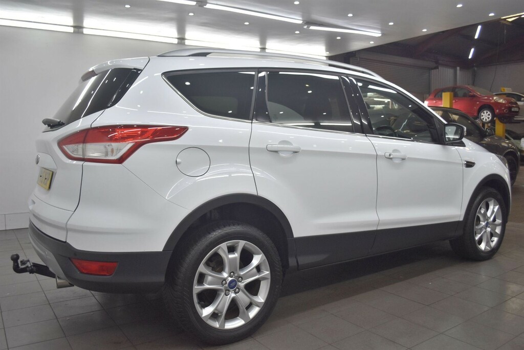 Ford Kuga 2.0 Tdci Titanium Awd Euro 6 Ss PN15XOP White #2