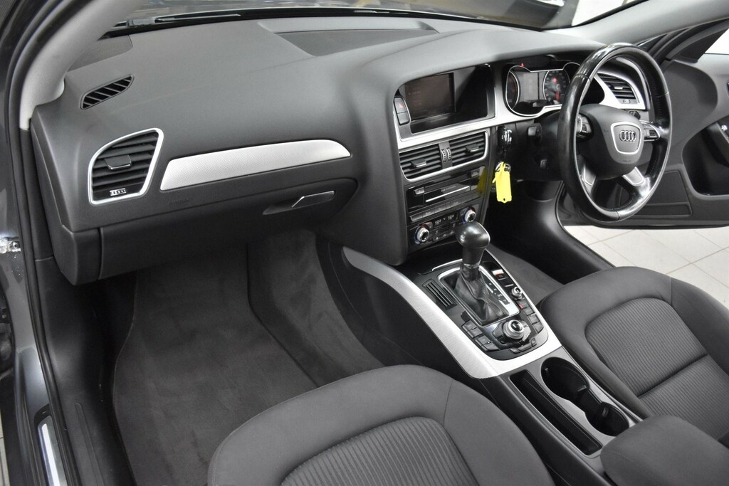 Audi A4 Avant 2.0 Tdi Se Multitronic Euro 5 Ss Grey #3