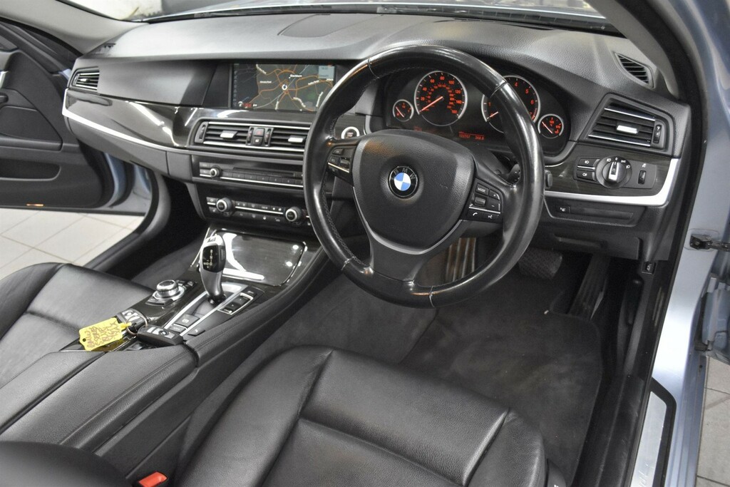 BMW 5 Series 3.0 535I Activehybrid 5 Euro 5 Ss YG12XAA Blue #3