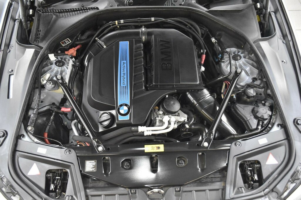 BMW 5 Series 3.0 535I Activehybrid 5 Euro 5 Ss YG12XAA Blue #4