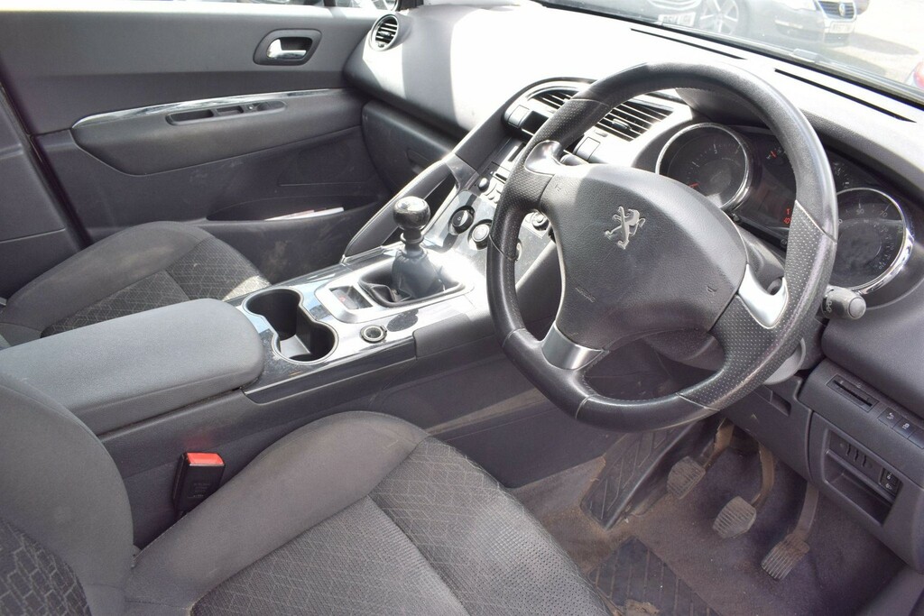 Peugeot 3008 1.6 Hdi Active Euro 5 VE65UFJ Black #3