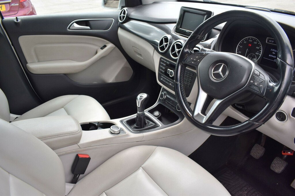Mercedes-Benz B Class 1.8 B180 Cdi Blueefficiency Se Euro 5 Ss Silver #3