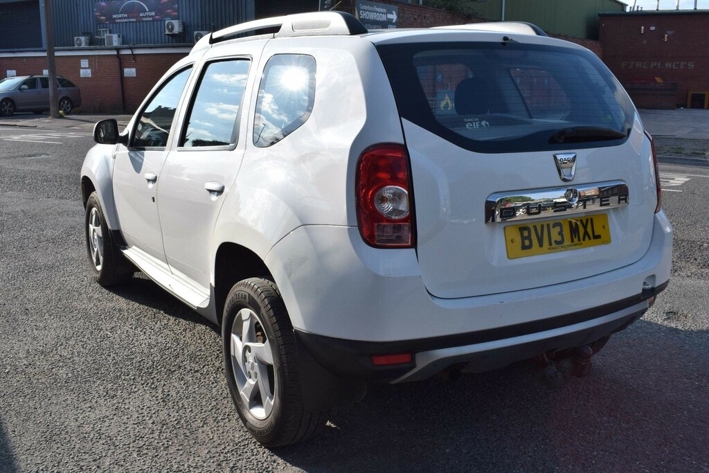 Dacia Duster 1.5 Dci Laureate Euro 5 BV13MXL White #2