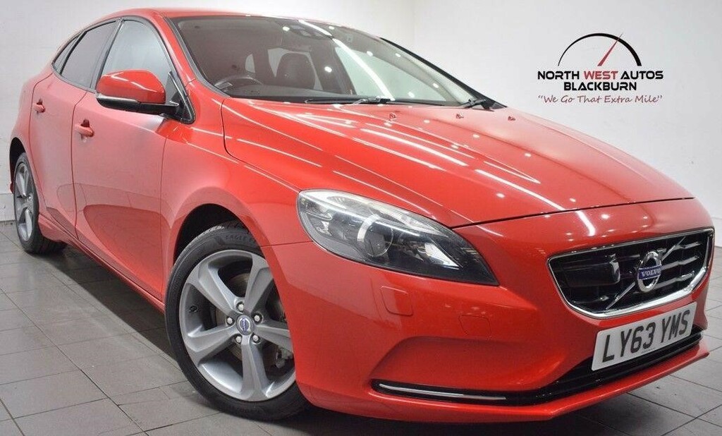 Volvo V40 1.6 T4 Se Lux Nav Powershift Euro 5 Ss Red