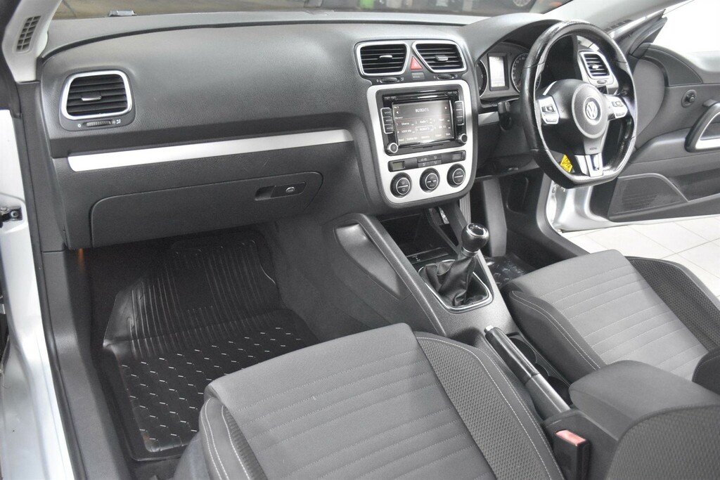 Volkswagen Scirocco 2.0 Tdi Gt Euro 4 Silver #3