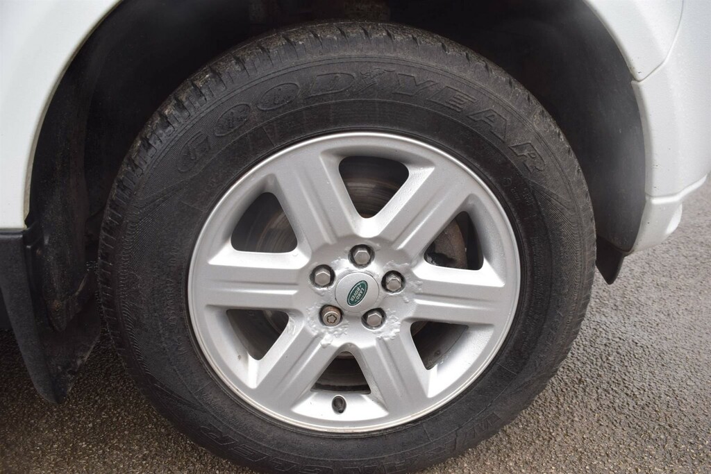 Land Rover Freelander 2 2.2 Td4 Gs 4Wd Euro 5 Ss YY61JXW White #5