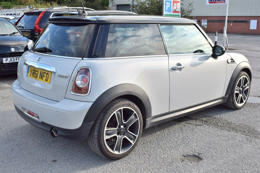 Mini Hatch 1.6 Cooper Soho Euro 5 Ss YR61NFD Silver #2