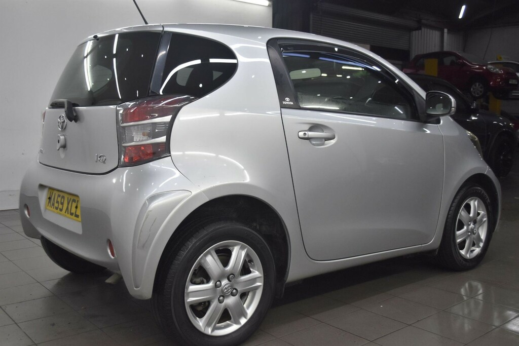 Toyota IQ 1.0 Vvt-i Euro 4 MA59XCL Silver #2