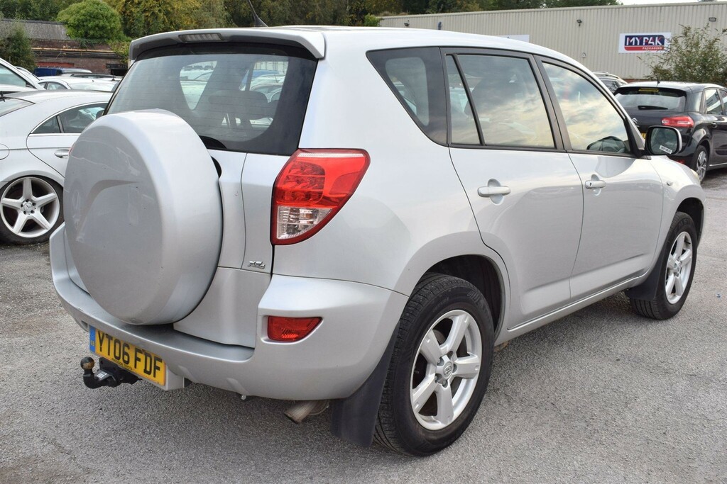 Toyota Rav 4 2.0 Xt4 4Wd Silver #2
