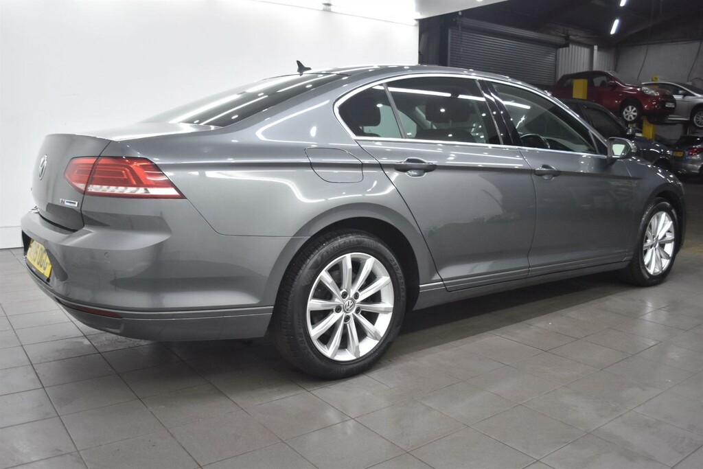 Volkswagen Passat 1.6 Tdi Bluemotion Tech Se Business Euro 6 Ss 4 Grey #2