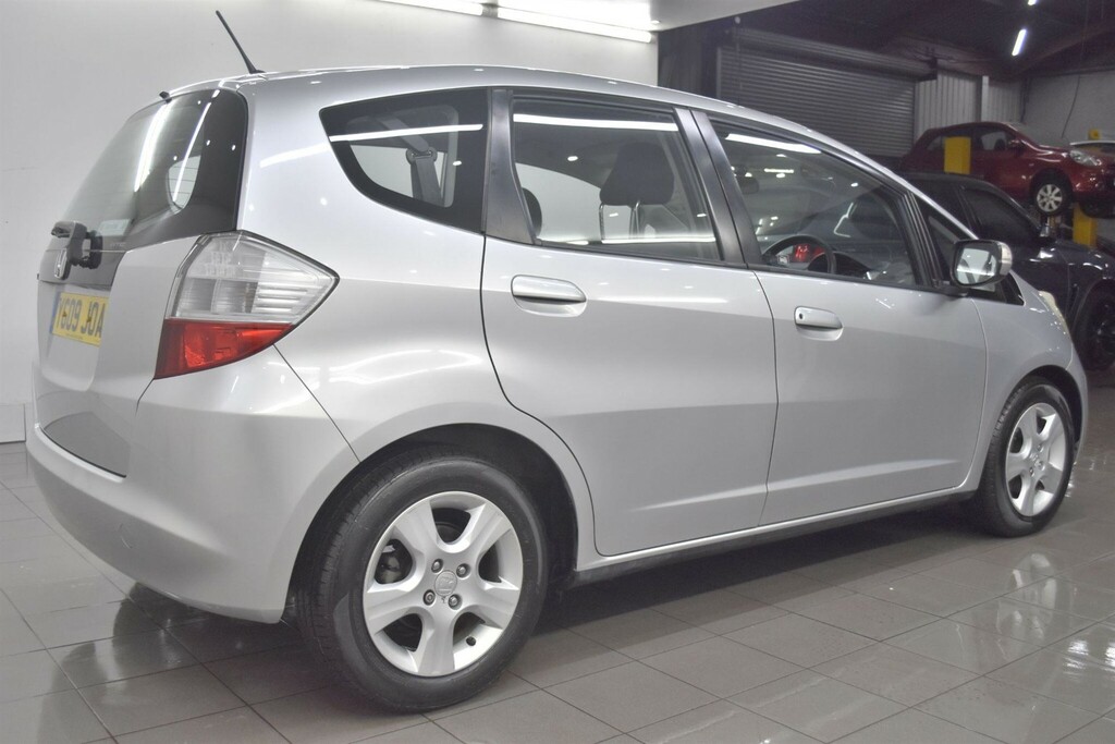 Honda Jazz 1.4 I-vtec Es I Shift Euro 4 Silver #2