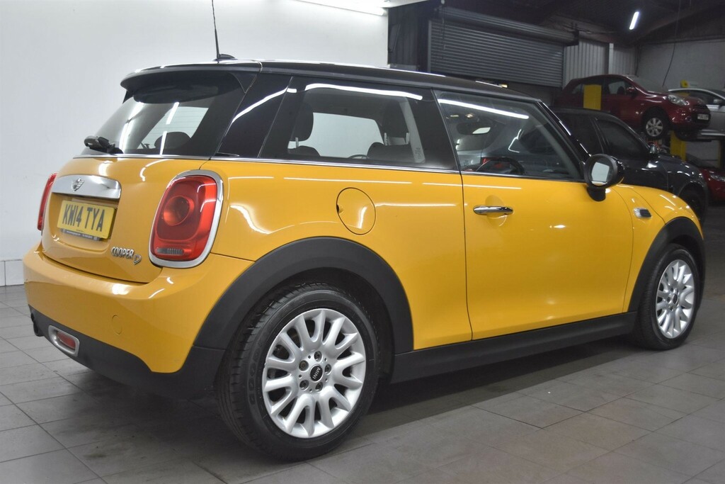 Mini Hatch 1.5 Cooper D Euro 6 Ss KW14TYA Orange #2