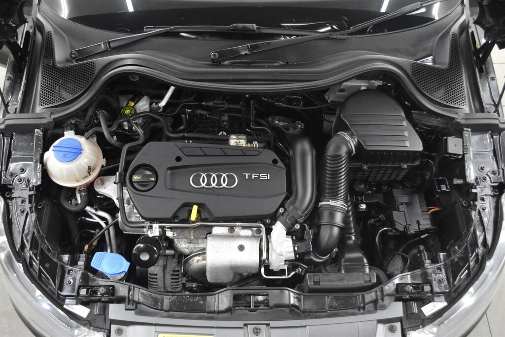 Audi A1 1.4 Tfsi Sport Sportback Euro 5 Ss PK14CFZ Black #4