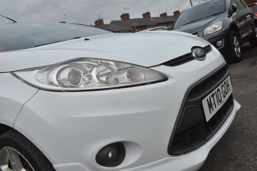 Ford Fiesta 1.6 Td Zetec S White #6