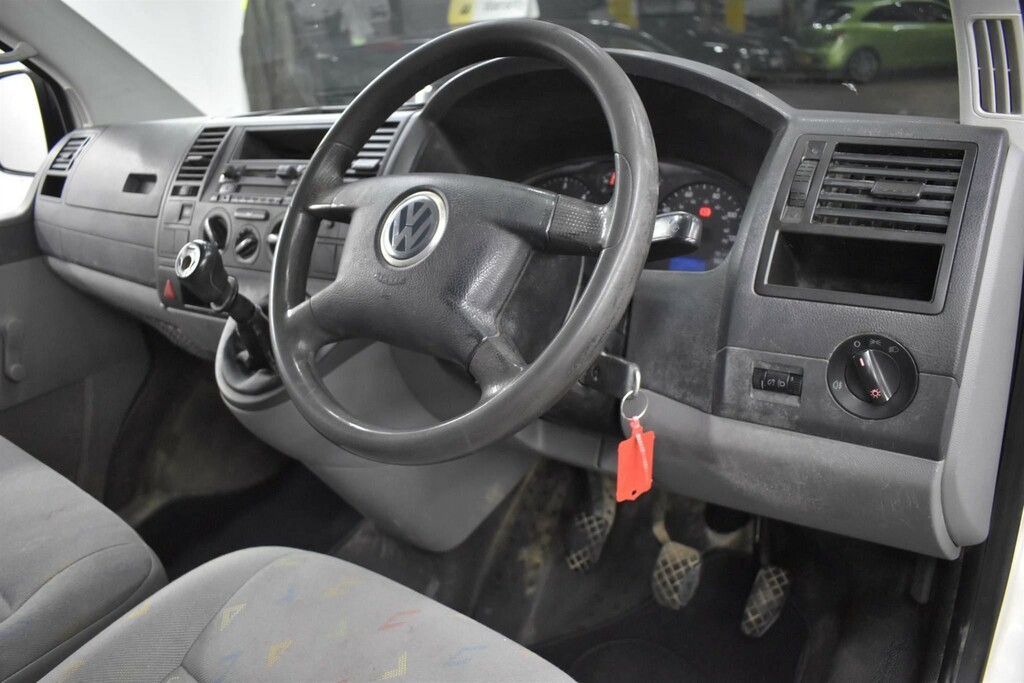Volkswagen Transporter 1.9 Tdi T28 Panel Van Swb Standard Roof White #3