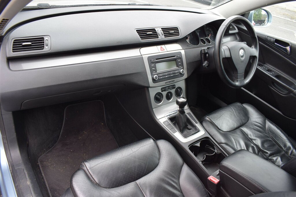 Volkswagen Passat 1.9 Tdi Pd Se Grey #33