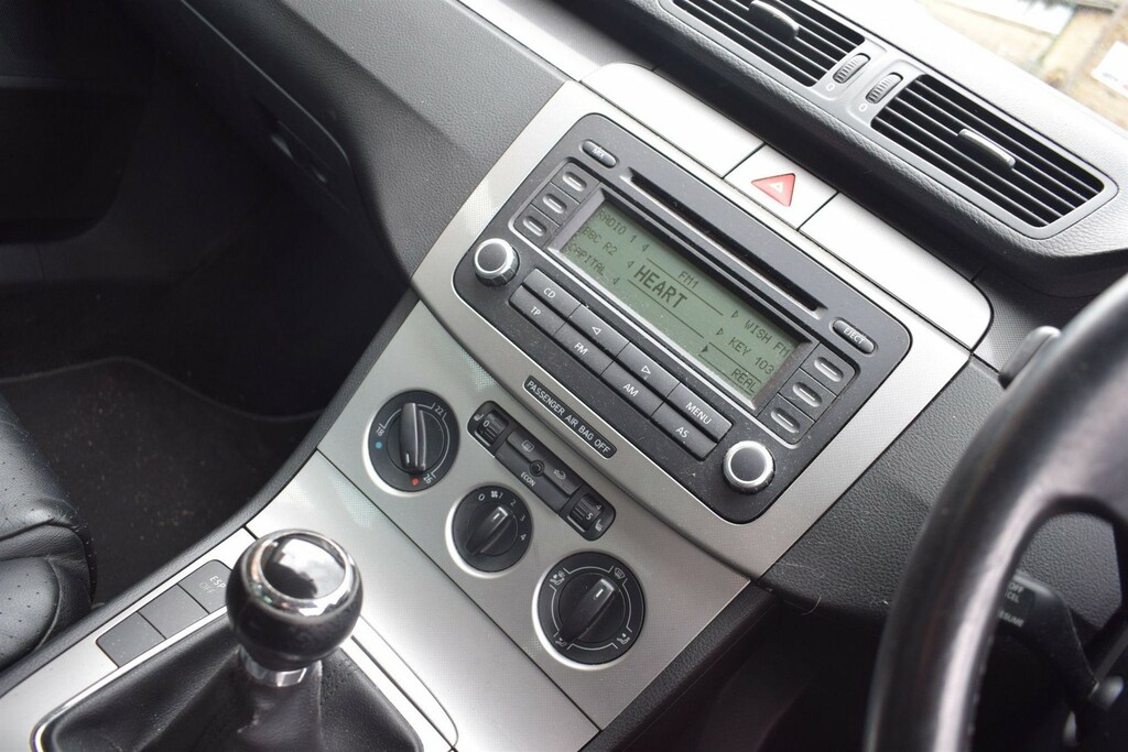 Volkswagen Passat 1.9 Tdi Pd Se Grey #34
