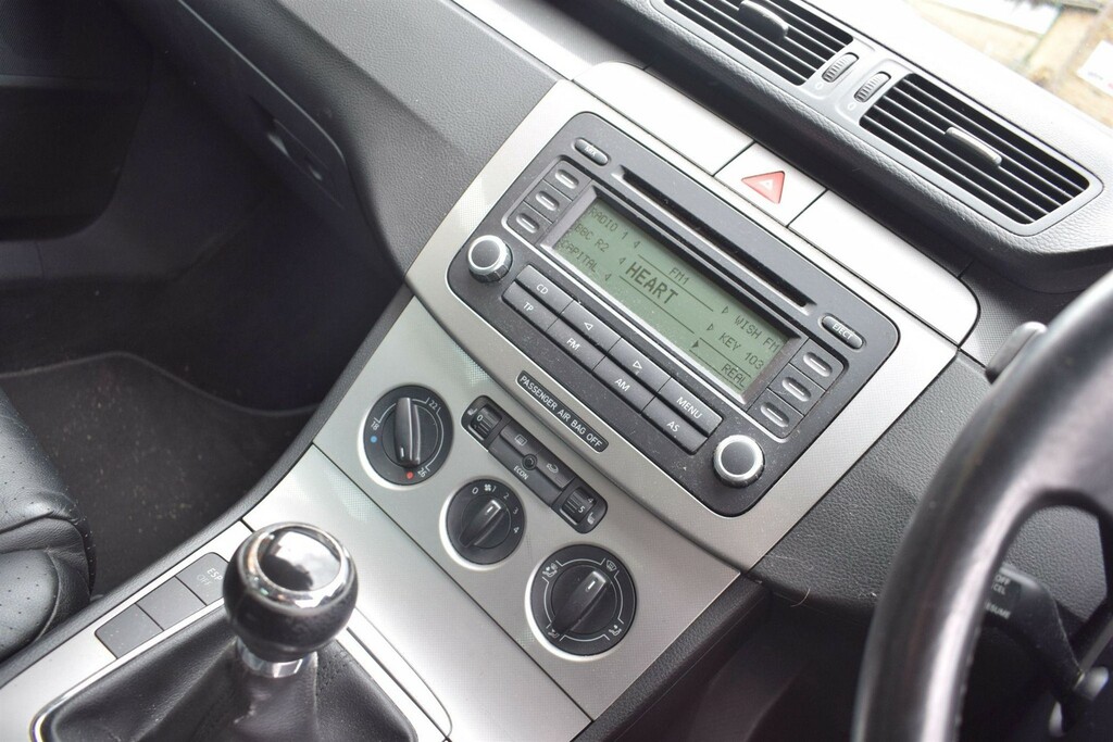 Volkswagen Passat 1.9 Tdi Pd Se Blue #4