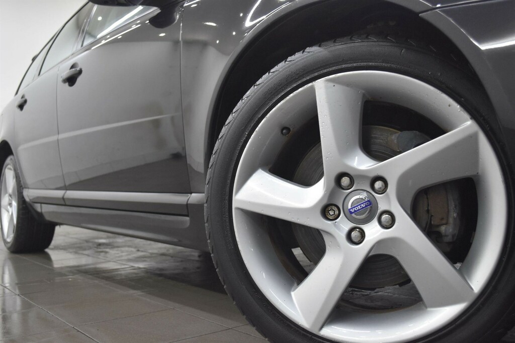 Volvo V70 2.4 D5 Se Sport Geartronic Euro 4 Black #6