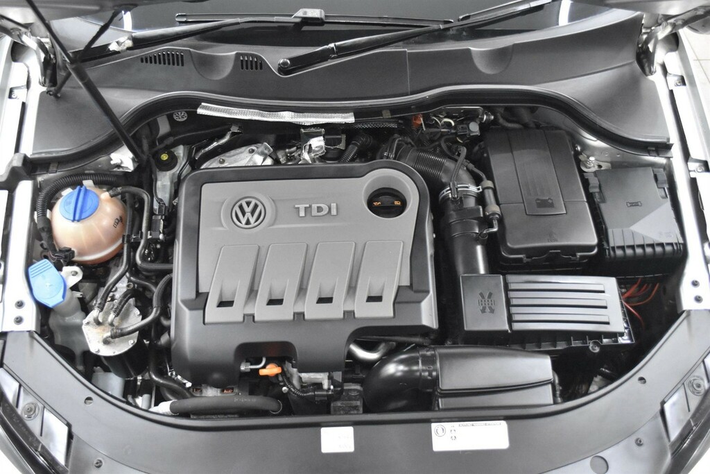 Volkswagen Passat 2.0 Tdi Bluemotion Tech Se Euro 5 Ss Y14MRM Silver #4