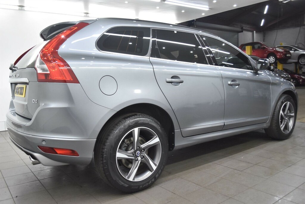 Volvo XC60 2.0 D4 R-design Nav Euro 6 Ss PO16VKM Grey #2