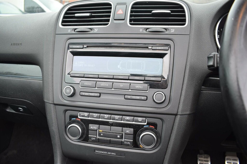 Volkswagen Golf 2.0 Tdi Bluemotion Tech Gt Cabriolet Euro 5 Ss BK12SVS Black #4