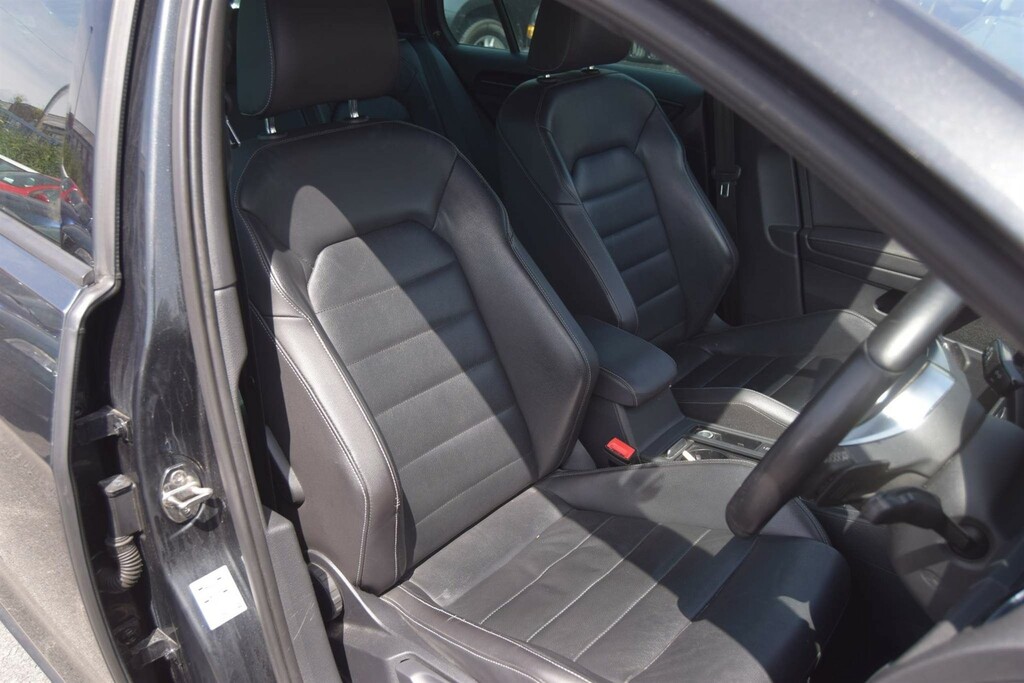 Volkswagen Golf 2.0 Tdi Bluemotion Tech Gtd Dsg GL63FPN Grey #3