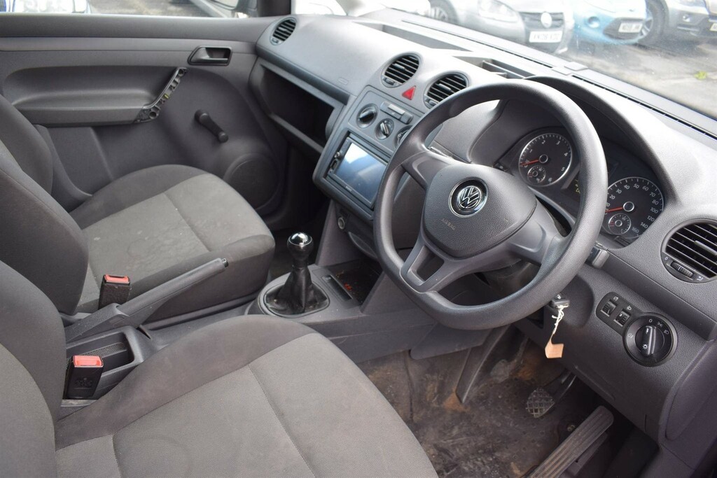 Volkswagen Caddy 1.6 Tdi Bluemotion Tech C20 L1 H1 Black #3