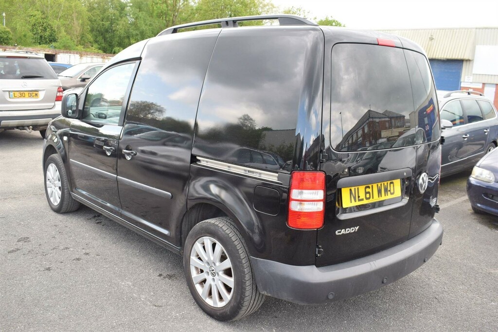 Volkswagen Caddy 1.6 Tdi Bluemotion Tech C20 L1 H1 Black #2