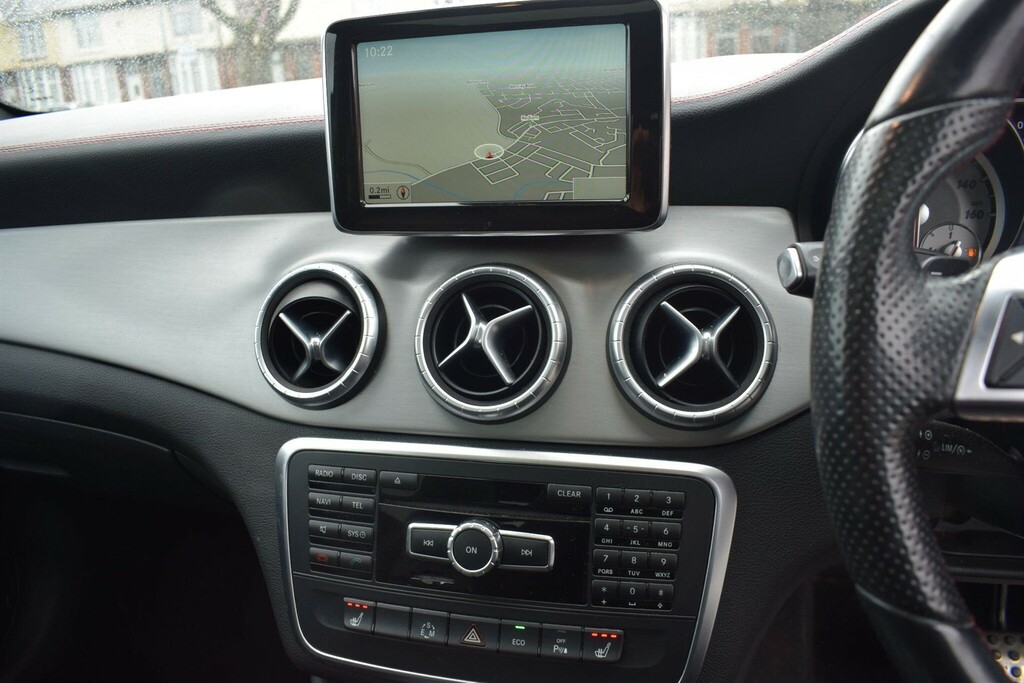 Mercedes-Benz CLA Class 2.1 Amg Sport Coupe 7G-dct Euro 6 Ss SH14ZKE Silver #4